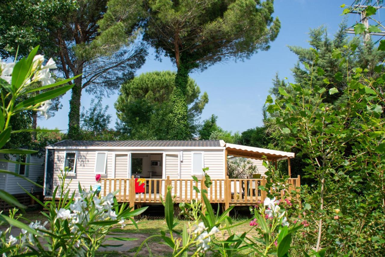 Camping Les Pecheurs Hotell Roquebrune-sur-Argens Eksteriør bilde